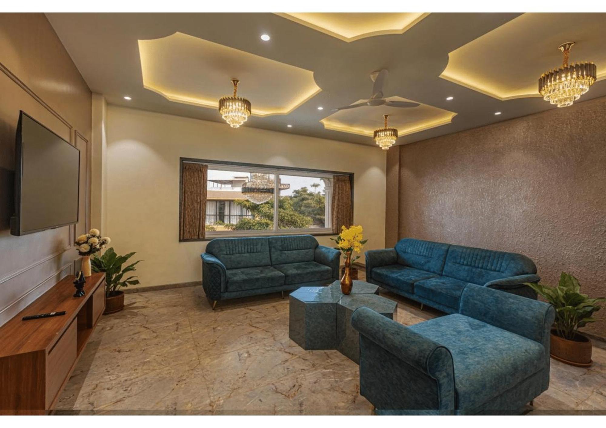 Mountain Glory 8Bhk By Tensorstays, Pool & Theater 伊加特普里 外观 照片